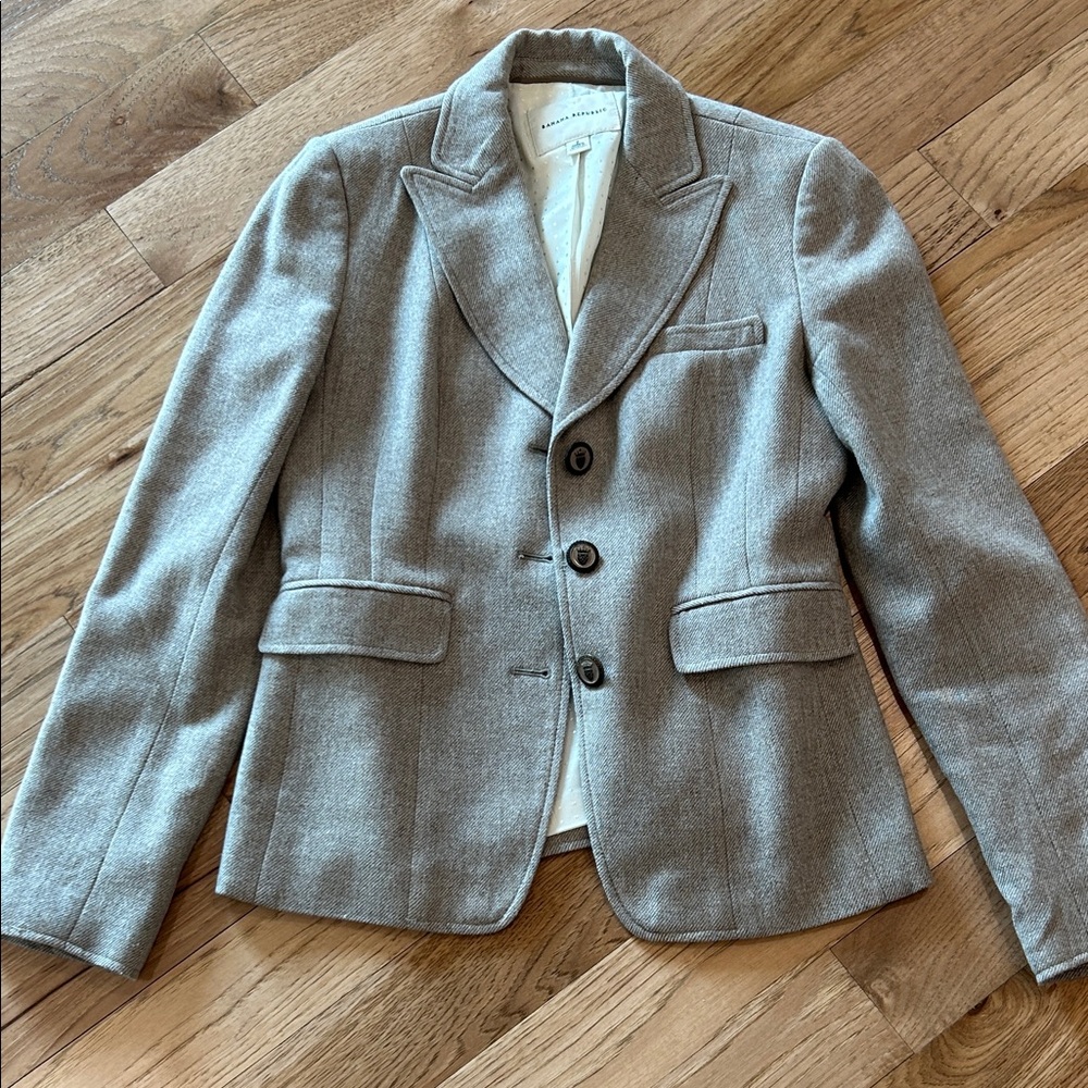 Banana Republic, size 2, tan Blazer with Button Details - Picture 1 of 7